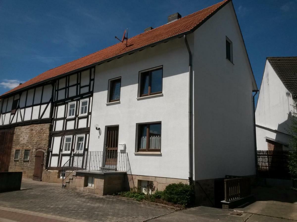 Ferienhaus Bernhardine Knüllwald Екстериор снимка
